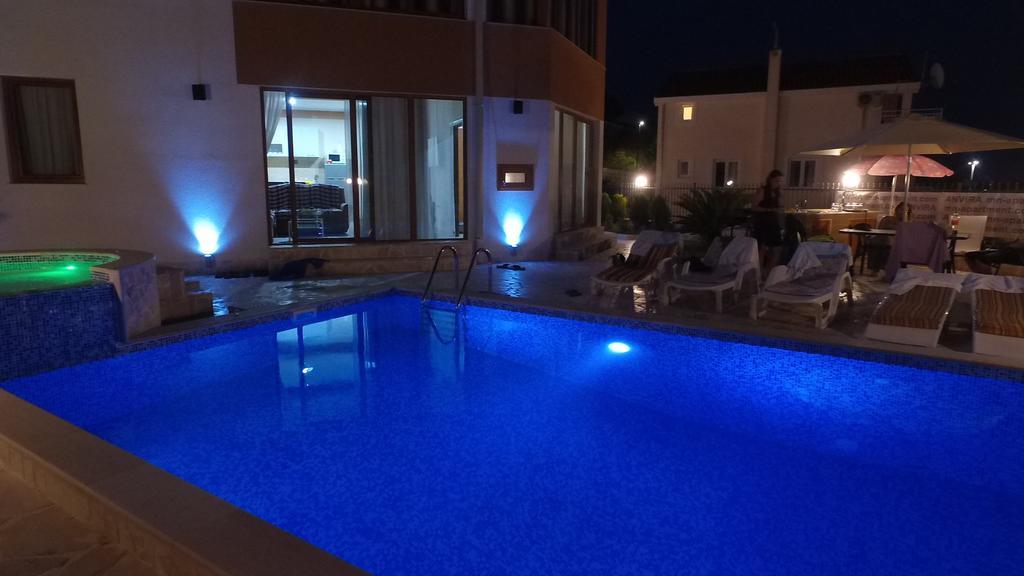 Villa Rakhimov Herceg Novi Exterior foto